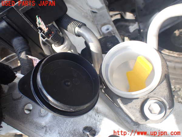 1UPJ-9230436791]エスティマハイブリッド(AHR20W)ウォッシャータンク1 中古_2