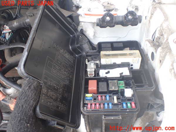 1UPJ-9230436743]エスティマハイブリッド(AHR20W)ヒューズボックス3 中古_2