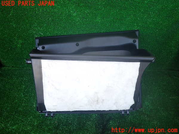 1UPJ-9230437517]エスティマハイブリッド(AHR20W)グローブボックス2 中古_4