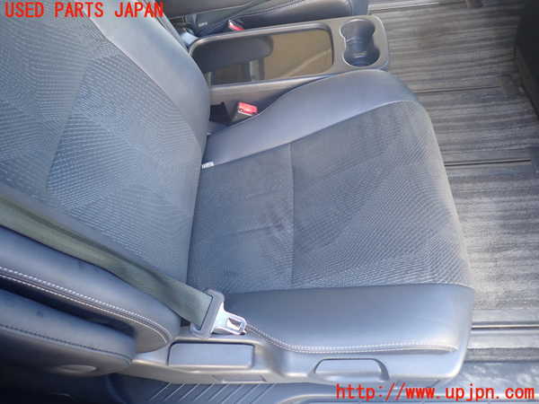 1UPJ-9230437145]エスティマハイブリッド(AHR20W)右2列目シート 中古_3
