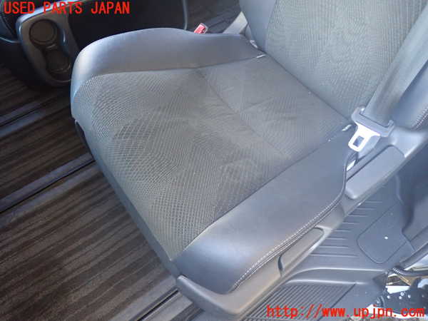 1UPJ-9230437175]エスティマハイブリッド(AHR20W)左2列目シート 中古_3