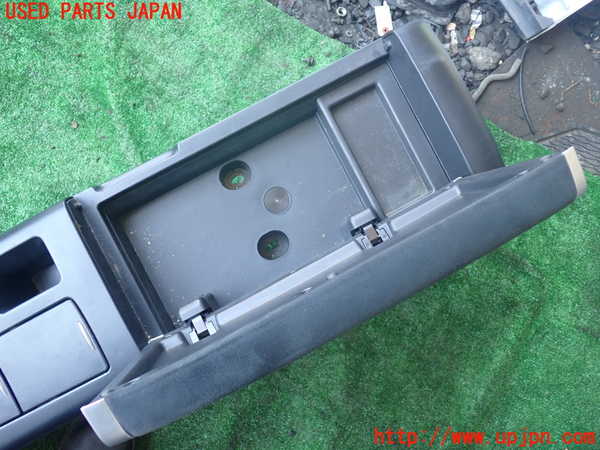 1UPJ-9230437540]エスティマハイブリッド(AHR20W)センターコンソール 中古_3
