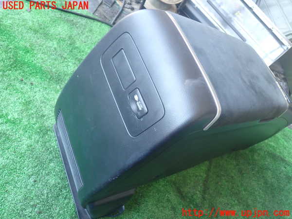 1UPJ-9230437540]エスティマハイブリッド(AHR20W)センターコンソール 中古_4