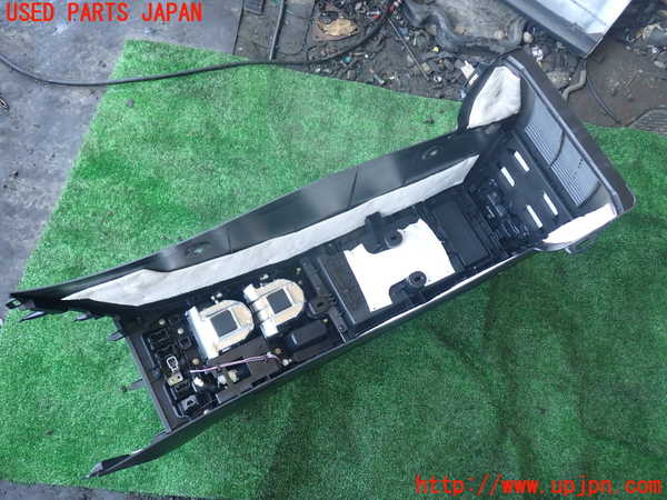 1UPJ-9230437540]エスティマハイブリッド(AHR20W)センターコンソール 中古_5