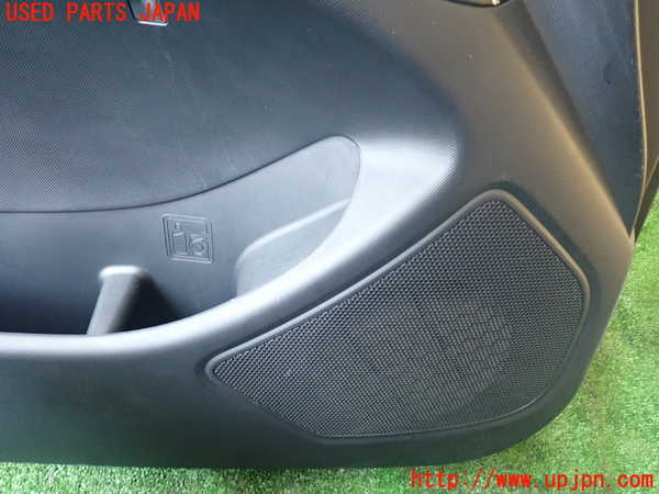 1UPJ-9230431264]エスティマハイブリッド(AHR20W)左前ドア内張り 中古_3
