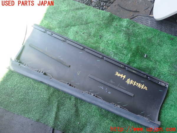 1UPJ-9230441322]エスティマハイブリッド(AHR20W)左後ドアパネル ジャンク部品取り_4