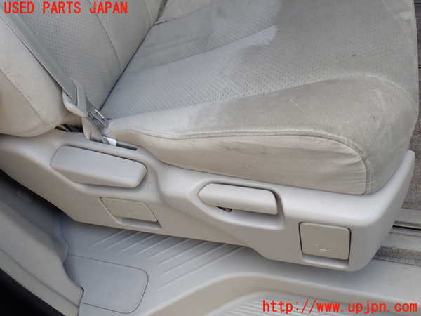1UPJ-9230447145]エスティマハイブリッド(AHR20W)右2列目シート 中古_4