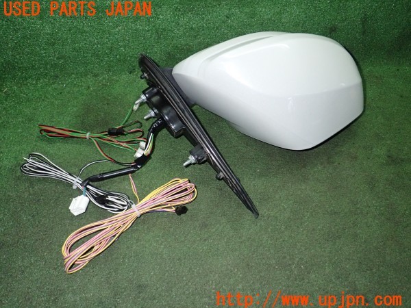 3UPJ=9230450036]ハイエースバン 200系(TRH200V 5型)社外 右ドアミラー 難有 中古_2