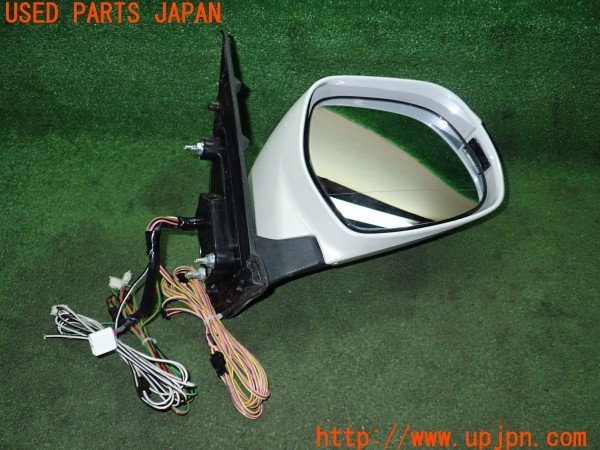3UPJ=9230450036]ハイエースバン 200系(TRH200V 5型)社外 右ドアミラー 難有 中古_3