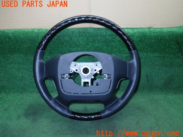 3UPJ=9230450617]ハイエースバン 200系(TRH200V 5型)社外 ステアリング 390mm 中古_5