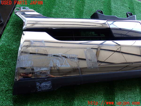 2UPJ-9230451050]ハイエースバン200系(TRH200V)ラジエターグリル 中古_2