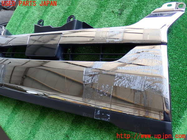 2UPJ-9230451050]ハイエースバン200系(TRH200V)ラジエターグリル 中古_3