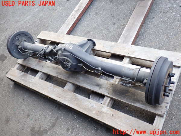 2UPJ-9230454400]ハイエースバン200系(TRH200V)リアデフホーシング 中古_2