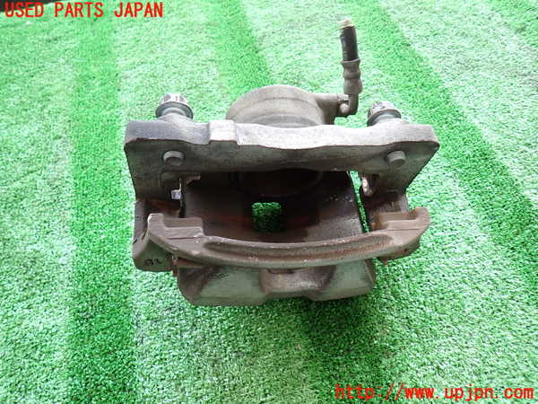 2UPJ-9230454085]ハイエースバン200系(TRH200V)左フロントキャリパー 中古_2