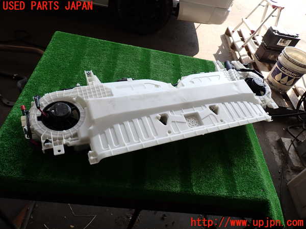 2UPJ-9230456082]ハイエースバン200系(TRH200V)エバポレーター2 中古_3