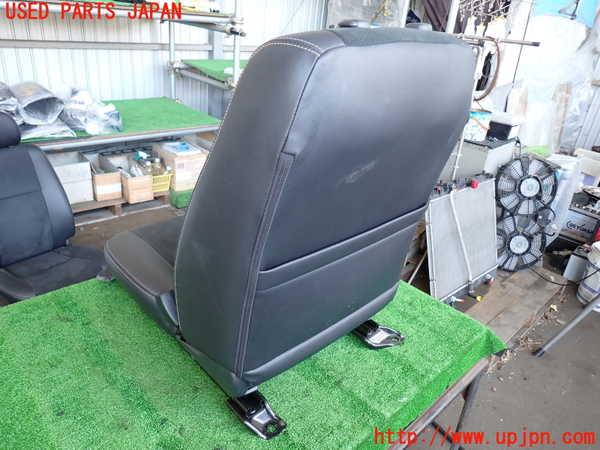 2UPJ-9230457035]ハイエースバン200系(TRH200V)運転席シート 中古_4