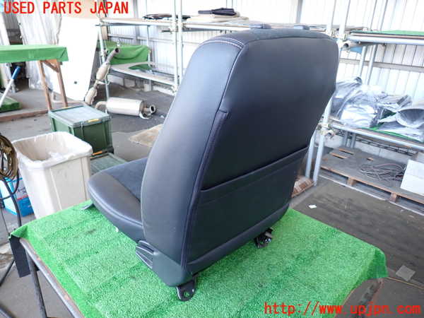 2UPJ-9230457065]ハイエースバン200系(TRH200V)助手席シート 中古_3