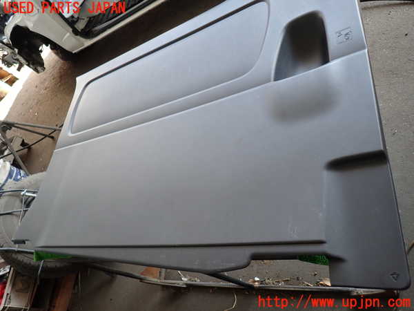 2UPJ-9230451324]ハイエースバン200系(TRH200V)左後ドア内張り 中古_2