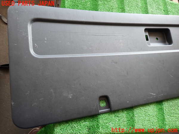 2UPJ-9230451578]ハイエースバン200系(TRH200V)バックドア内張り 中古_2