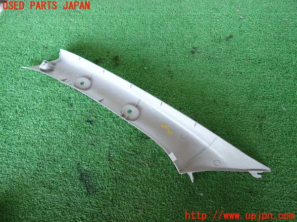 2UPJ-9230457655]ハイエースバン200系(TRH200V)右フロントピラートリム 中古_4