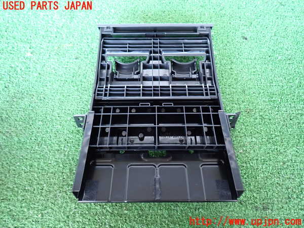 2UPJ-9230457810]ハイエースバン200系(TRH200V)ドリンクホルダー 中古_4