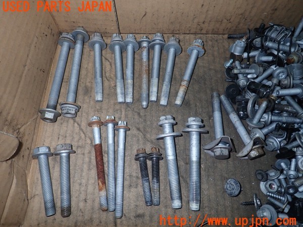 3UPJ=9230460720]BMW i3(1Z06 I01)ネジ・ナット・ステー類 セット ジャンク_2