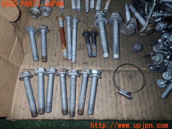 3UPJ=9230460720]BMW i3(1Z06 I01)ネジ・ナット・ステー類 セット ジャンク_3