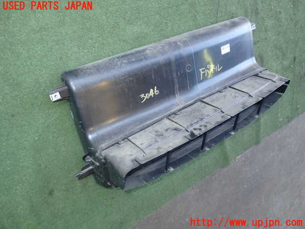 2UPJ-9230461035]BMW i3(1Z06)(I01)フロントパネル 中古_2