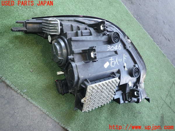 2UPJ-9230461130]BMW i3(1Z06)(I01)右ヘッドライト LED 中古_2