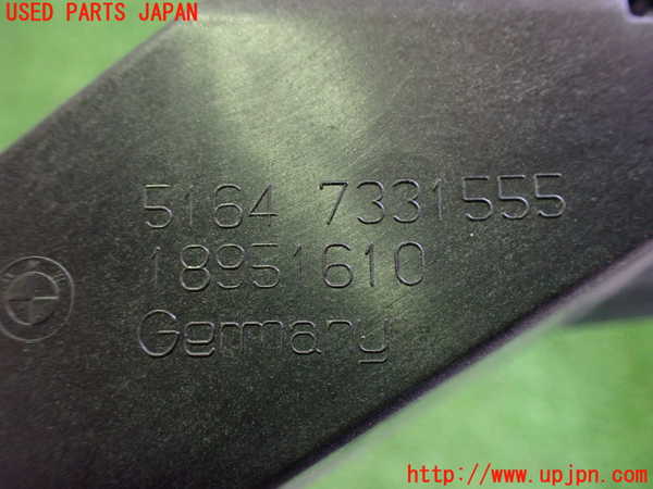 2UPJ-9230461142]BMW i3(1Z06)(I01)左ヘッドライトリム 中古_3