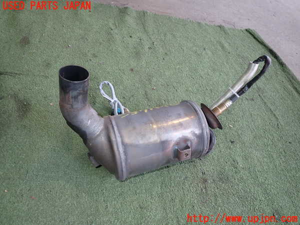 2UPJ-9230462661]BMW i3(1Z06)(I01)触媒1 中古_2