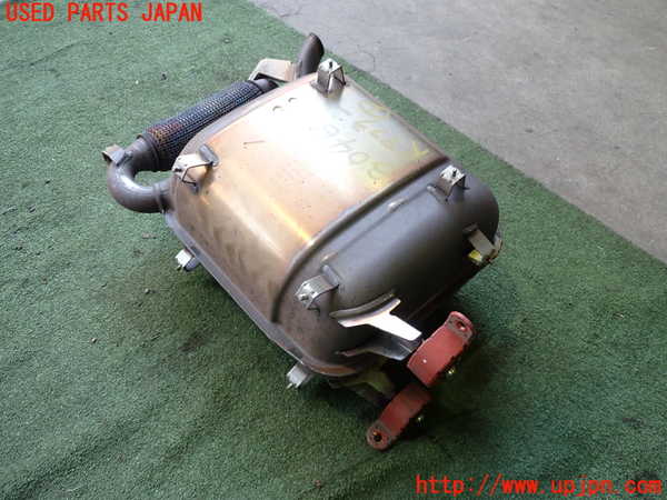 2UPJ-9230462671]BMW i3(1Z06)(I01)リアマフラー1 中古_2