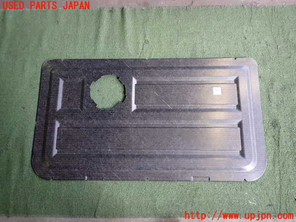 2UPJ-9230462160]BMW i3(1Z06)(I01)エンジンアッパーカバー 中古_2