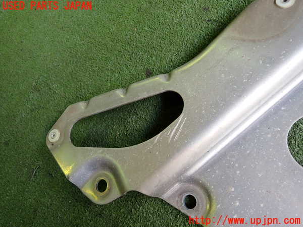 2UPJ-9230461721]BMW i3(1Z06)(I01)アンダーカバー1 中古_4