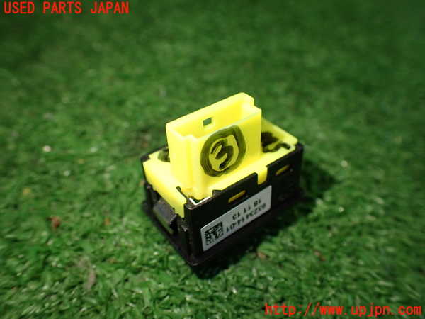 2UPJ-9230466308]BMW i3(1Z06)(I01)スイッチ3 (フューエルリッド) 中古_2