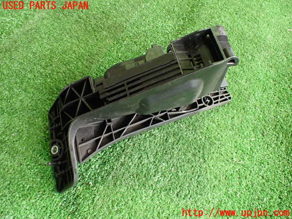 2UPJ-9230466382]BMW i3(1Z06)(I01)センサー2 (アクセル) 中古_3