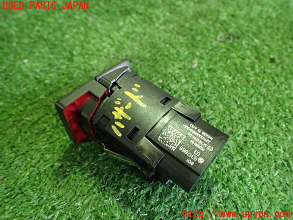 2UPJ-9230466290]BMW i3(1Z06)(I01)ハザードスイッチ 中古_2