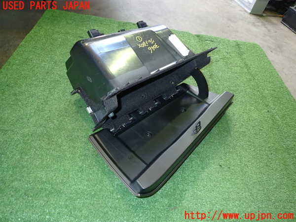 2UPJ-9230467516]BMW i3(1Z06)(I01)グローブボックス1 中古_2