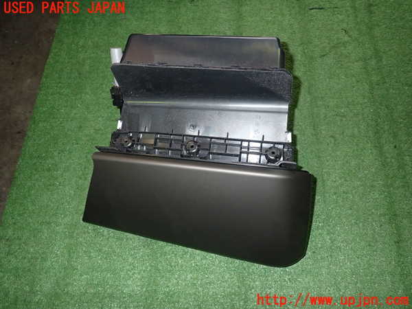 2UPJ-9230467516]BMW i3(1Z06)(I01)グローブボックス1 中古_5