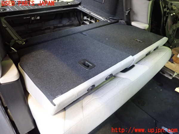 2UPJ-9230467385]BMW i3(1Z06)(I01)リアシート 中古_4