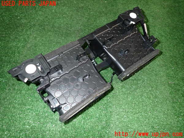 2UPJ-9230467526]BMW i3(1Z06)(I01)エアコン吹き出し口1 真中 中古_3