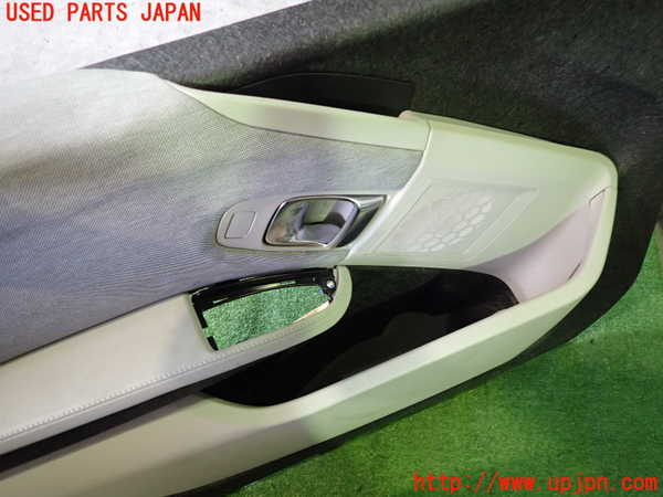 2UPJ-9230461264]BMW i3(1Z06)(I01)左前ドア内張り 中古_2