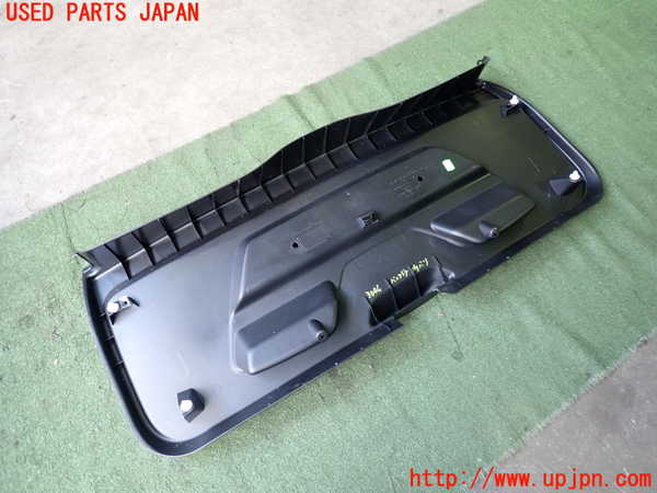 2UPJ-9230461578]BMW i3(1Z06)(I01)バックドア内張り 中古_3