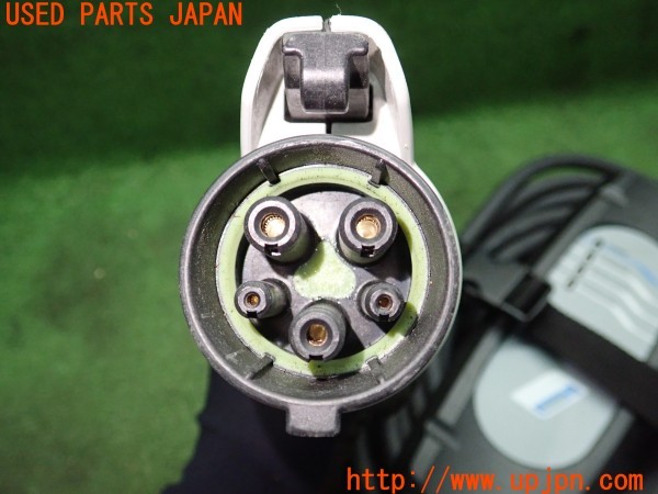 3UPJ=9230470550]BMW i3(1Z06 I01)純正 8648050-01 充電ケーブル 200V 15A 防雨型 中古_4