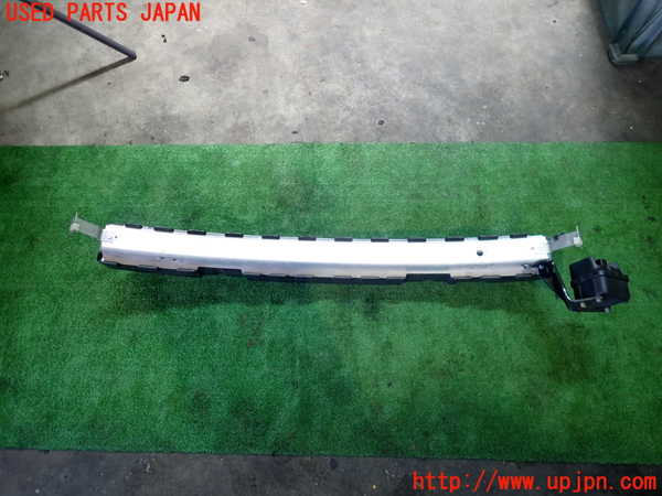 2UPJ-9230471014]BMW i3(1Z06)フロントバンパーホースメント 中古 (I01)_2