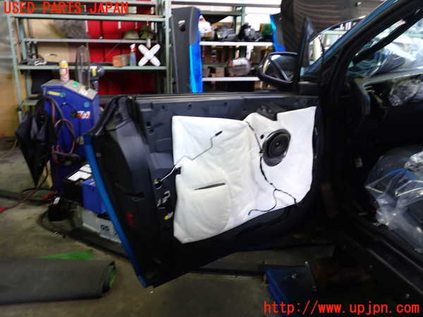2UPJ-9230471260]BMW i3(1Z06)左前ドア (43R-007951) 中古 (I01)_4