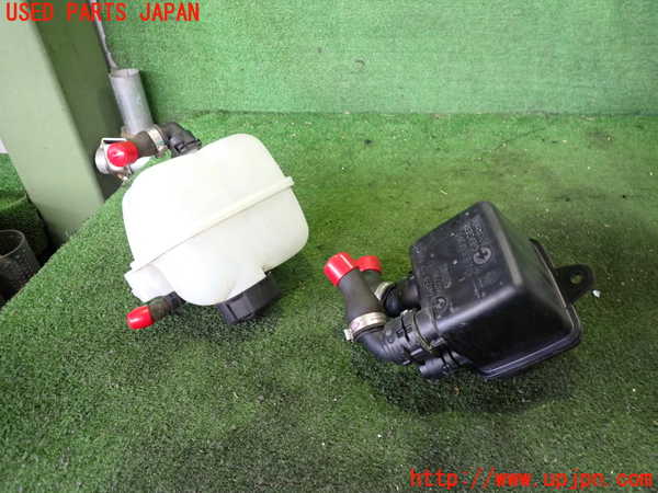 2UPJ-9230472410]BMW i3(1Z06)ラジエータータンク 中古 (I01)_2