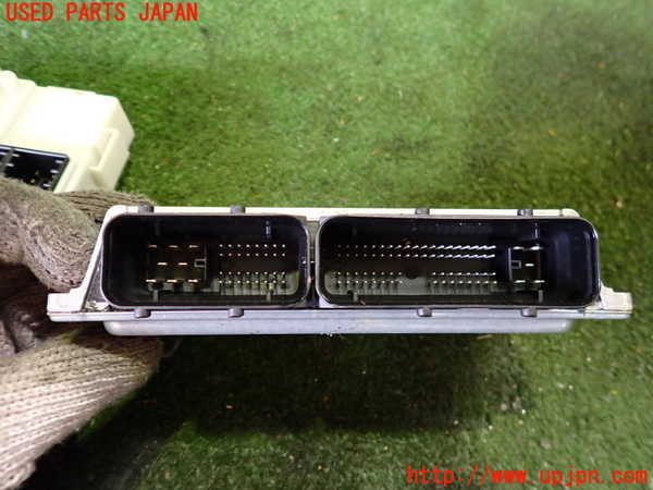 2UPJ-9230476110]BMW i3(1Z06)エンジンコンピューター (ECU) 中古 (I01)_3