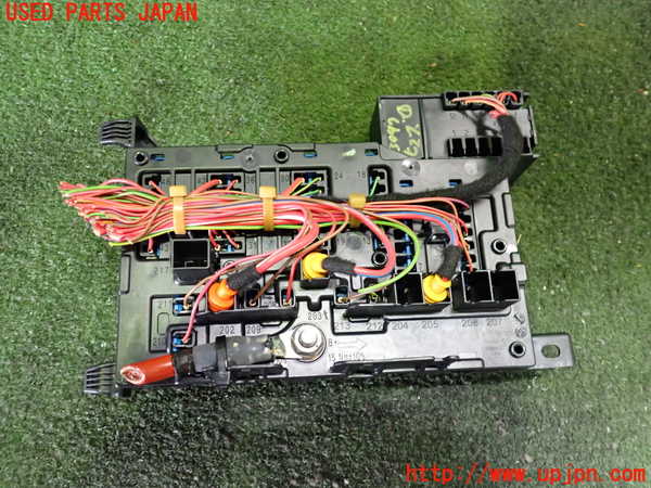 2UPJ-9230476741]BMW i3(1Z06)ヒューズボックス1 中古 (I01)_2