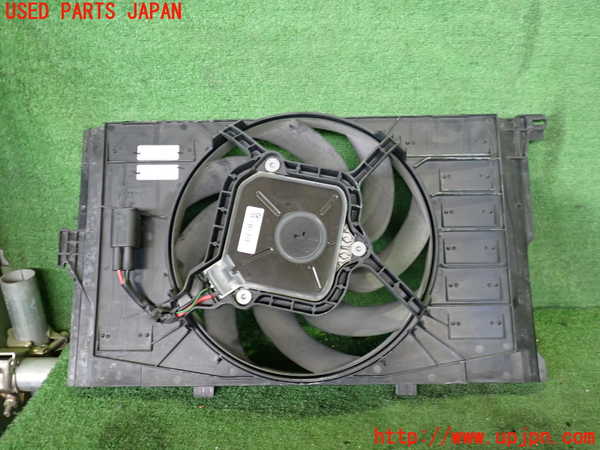 2UPJ-9230476836]BMW i3(1Z06)電動ファン1 中古 (I01)_2